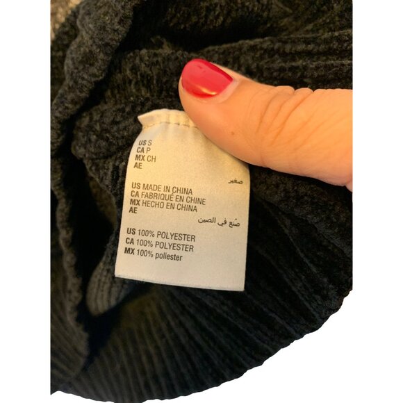 ๐ 2/$20 ๐ Soft Block Stripe Karen Scott Sweater Black & Gray sz S - Picture 5 of 5